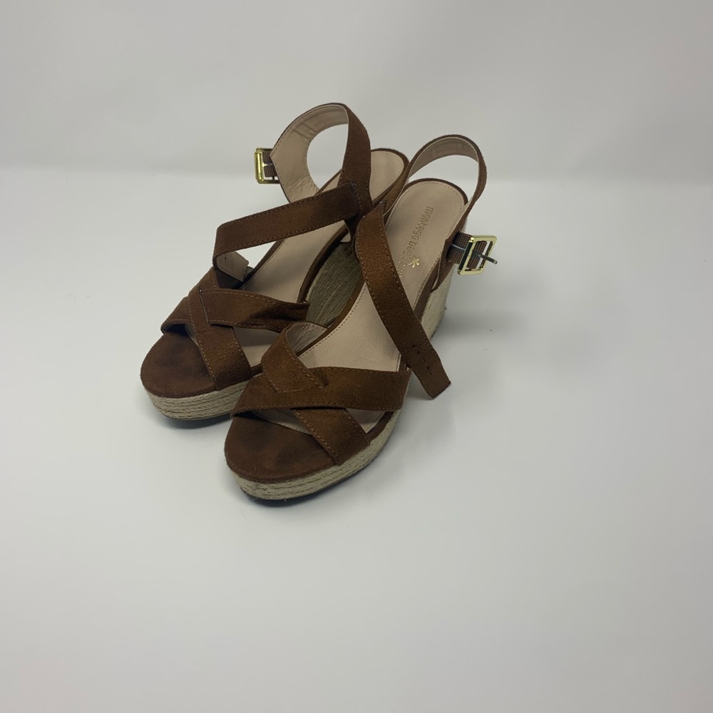 Women’s brown sandals /wedges